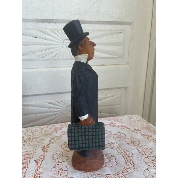 Vintage Folk Art Carved Wood Distinguished Man With Top Hat Umbrella Suitcase - Picture 13 of 14